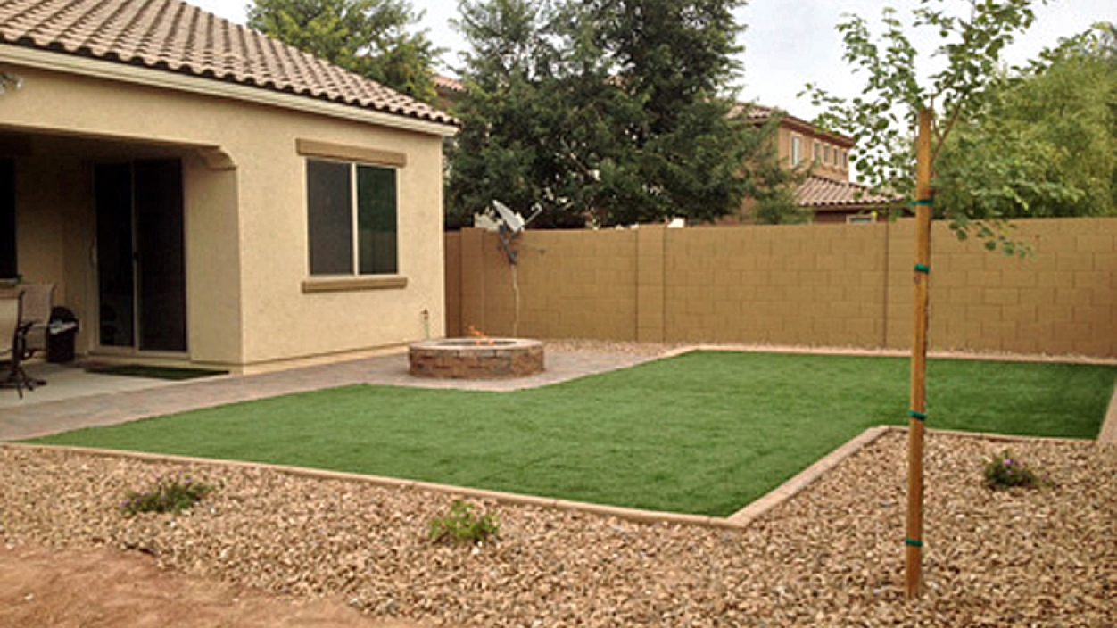 Artificial Grass Installation in South Tucson, Arizona