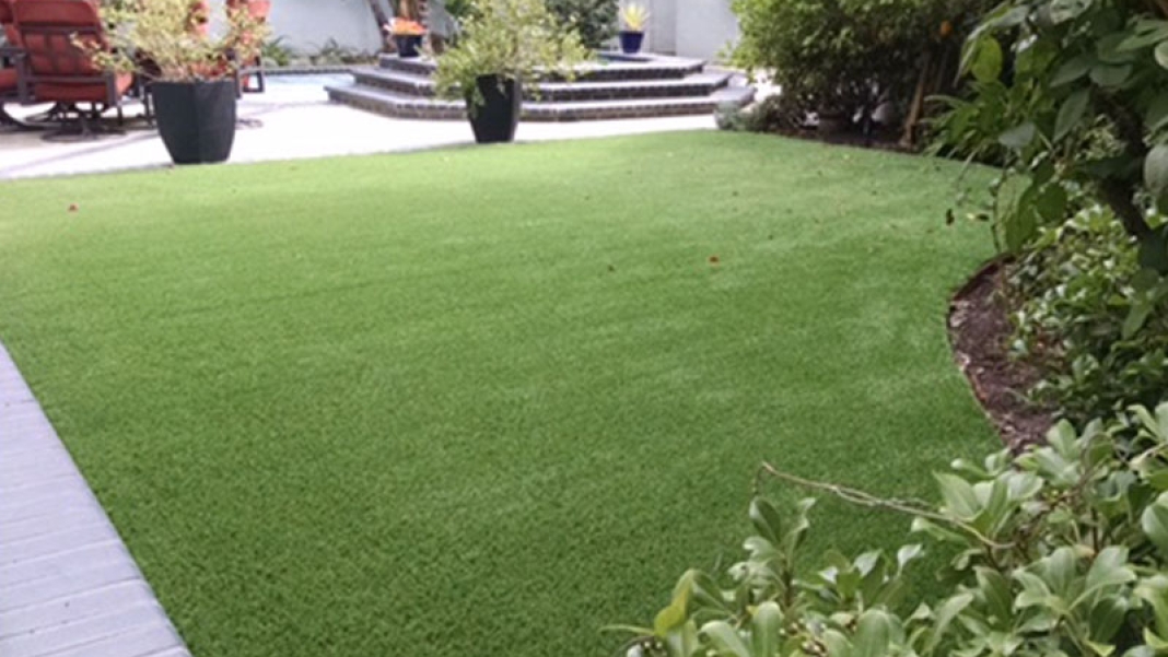 Backyard artificial grass installation with always green turf waterless safety lead-free grass landscaping ideas