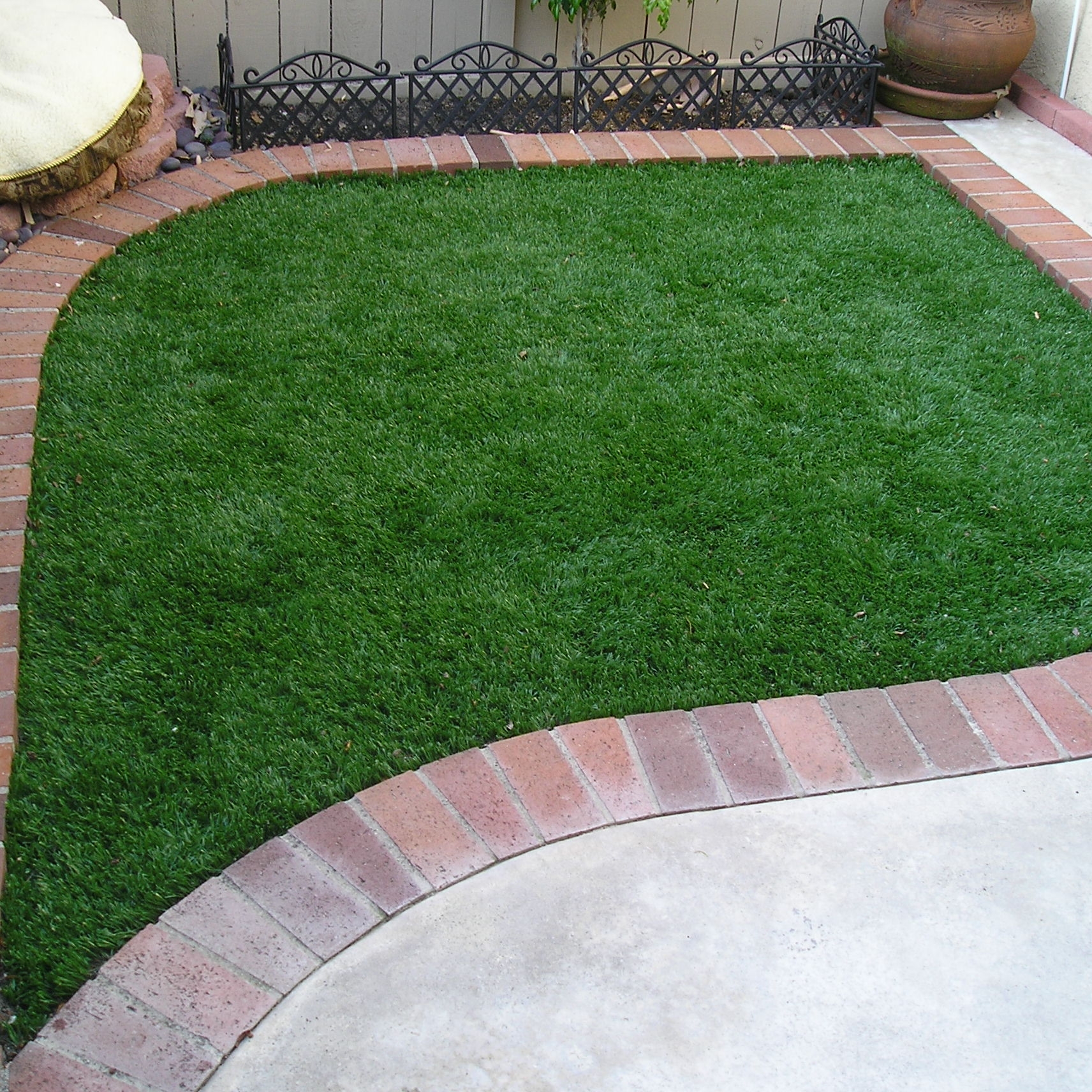 S Blade-90 best artificial grass,best fake grass,best synthetic grass,best turf,best artificial grass for home,artificial lawn,synthetic lawn,fake lawn,turf lawn,fake grass lawn