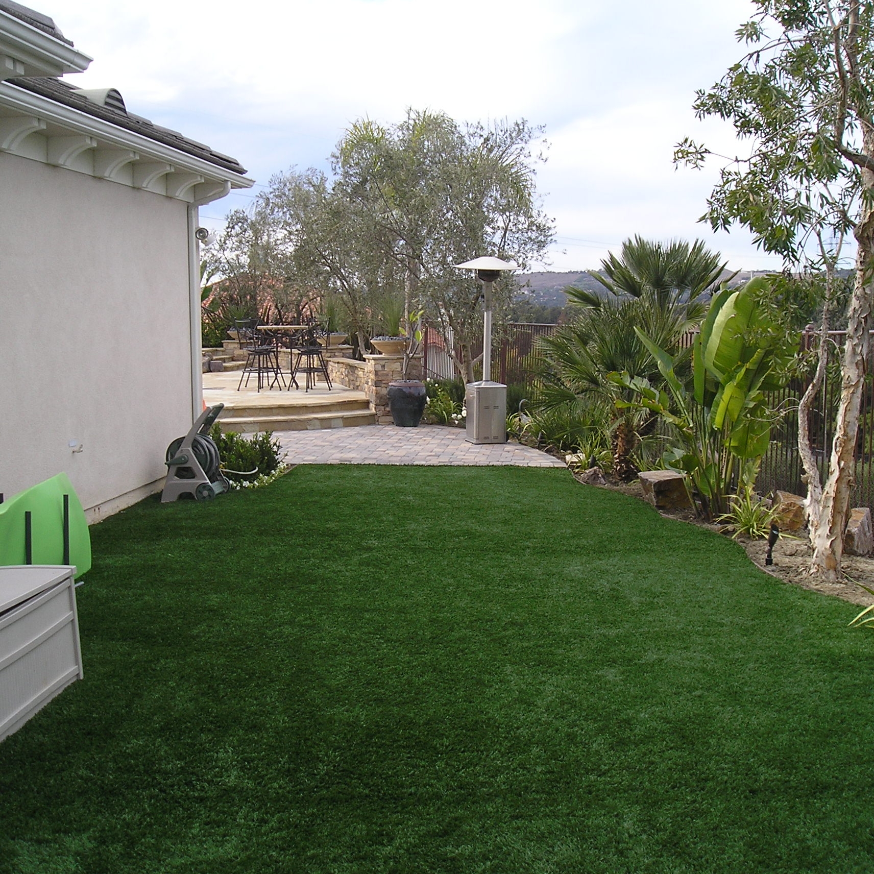 Full Recycle-91 pet friendly artificial grass,fake grass for yard,backyard turf,turf backyard,turf yard,fake grass for backyard,artificial turf,synthetic turf,artificial turf installation,how to install artificial turf,used artificial turf,pet friendly artificial grass