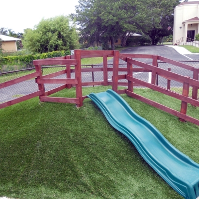 Artificial Grass Installation in Palm Beach Gardens, Florida