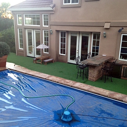 Synthetic Grass Installation In Long Beach, California