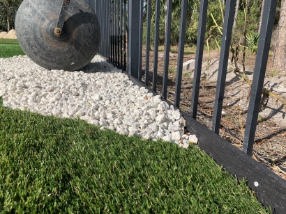 Olive-51 backyard turf,turf backyard,fake grass for backyard,fake grass backyard,artificial grass backyard,artificial turf,synthetic turf,artificial turf installation,how to install artificial turf,used artificial turf