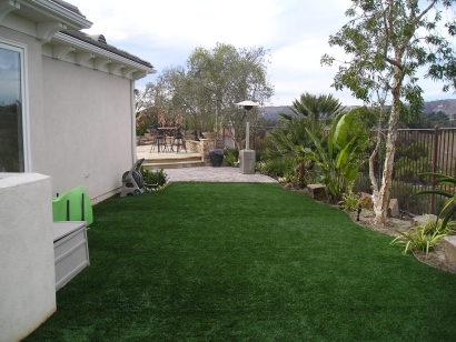 Full Recycle-91 pet friendly artificial grass,fake grass for yard,backyard turf,turf backyard,turf yard,fake grass for backyard,artificial turf,synthetic turf,artificial turf installation,how to install artificial turf,used artificial turf,pet friendly artificial grass