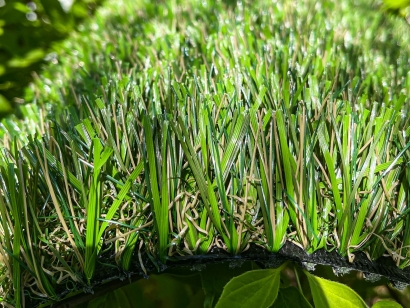 Super Natural Lite Synthetic Grass by Global Syn-Turf