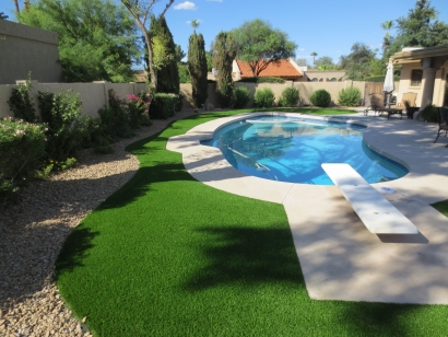 Swimming pool backyard synthetic artificial grass turf
