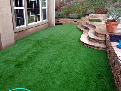 Synthetic Grass Installation In Oakland, California